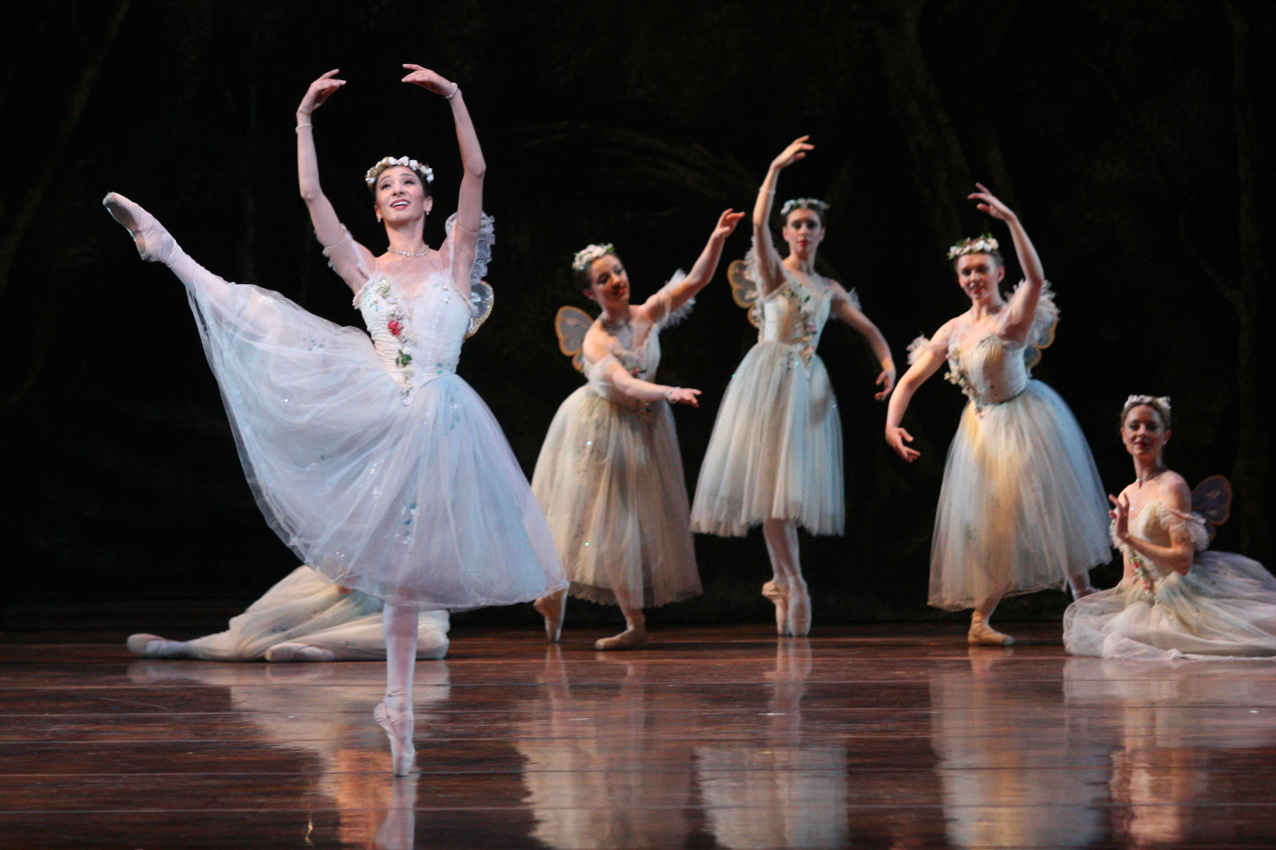 “La Sylphide” Is Charming and Ethereal